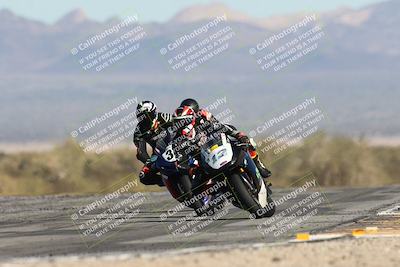 media/Dec-07-2025-CVMA (Sun) [[3e7d2de5dc]]/Race 8-Middleweight Shootout/